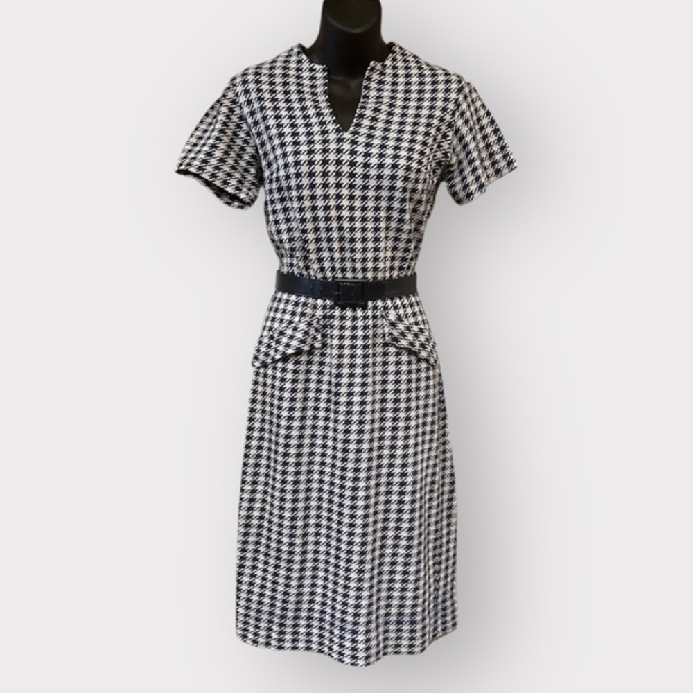 Vintage 1960s Wagadoon Navy Houndstooth Dress